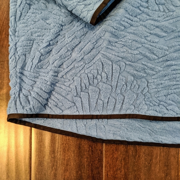 Rare Lulu Textured Turtleneck Sweater 🙌 - Picture 4 of 5